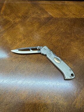 Vintage Rare Beretta Airlight Japan Folding Hunting Knife GREEN Scales